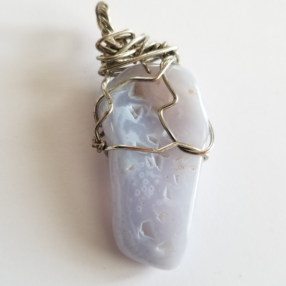 Handmade wire wrapped pendant pale blue stone silver tone Agate - Picture 3 of 10